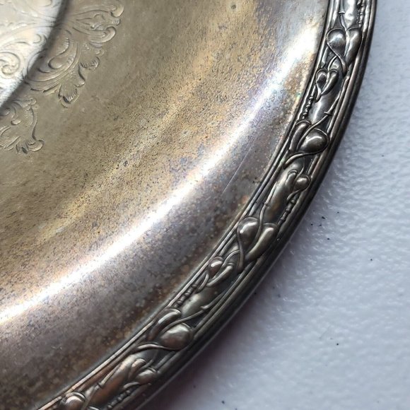 Vintage WMA Rogers MeadowBrook Silver Plate Round 10 Inch Serving Platter - Picture 7 of 15